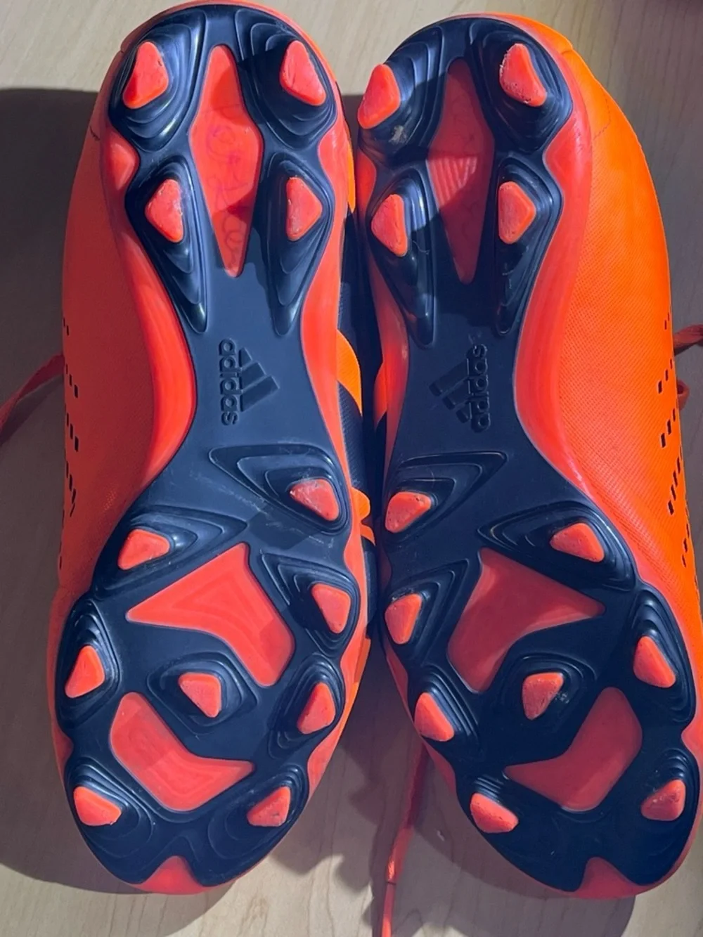Adidas Predator kids athletic